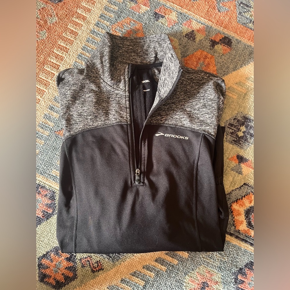 Brooks half zip
